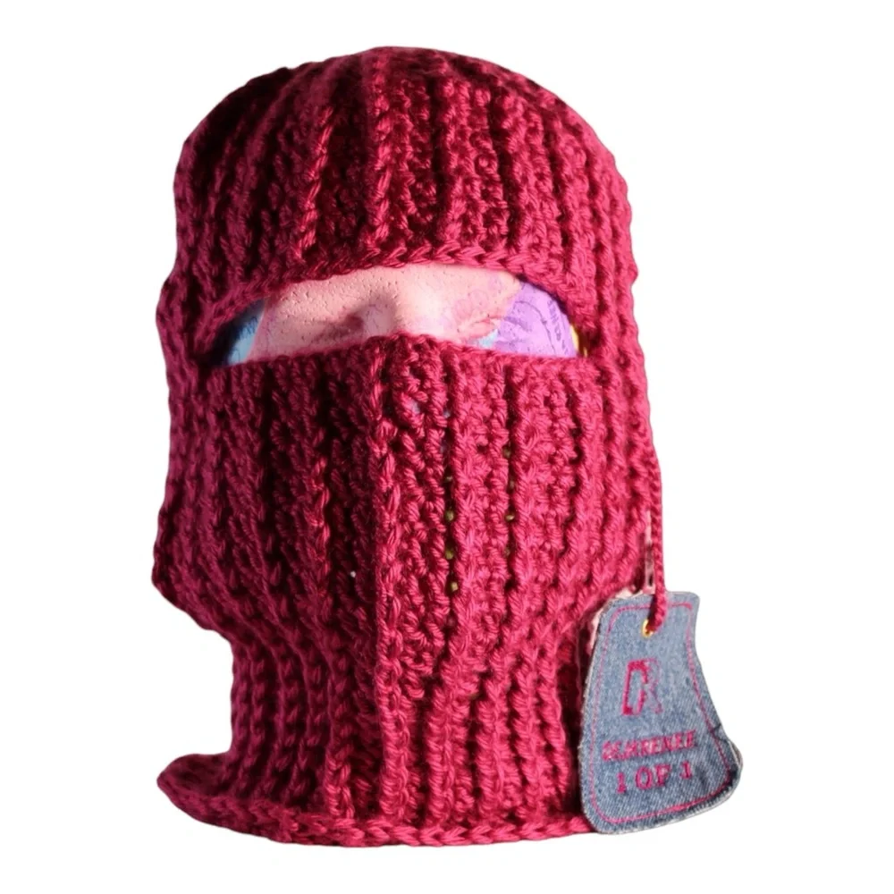 Boys & Berries Knit Face Mask